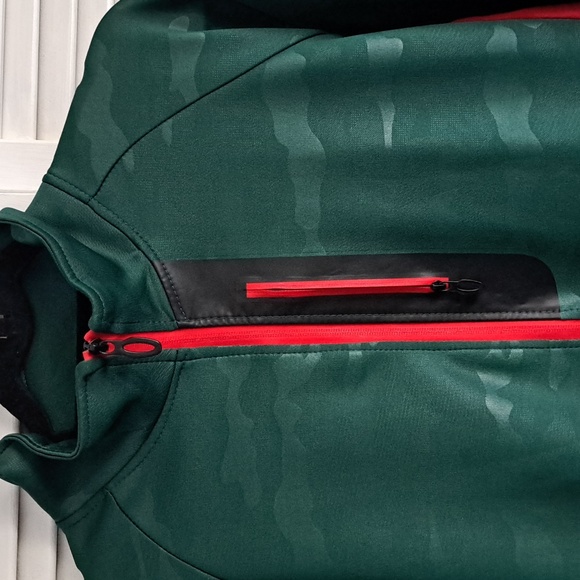 Green jacket - Picture 2 of 4